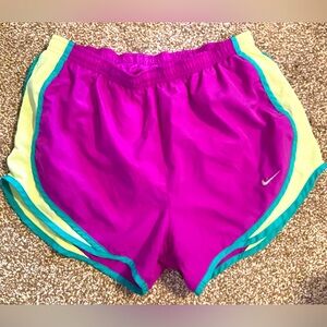 Nike Shorts Women's Adult Small Running Tempo Dri-Fit Lined Workout Gym
